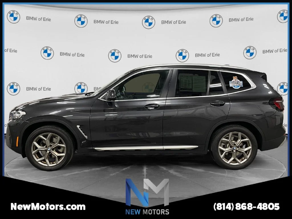 Used 2023 Dark Graphite BMW xDrive30i image 2