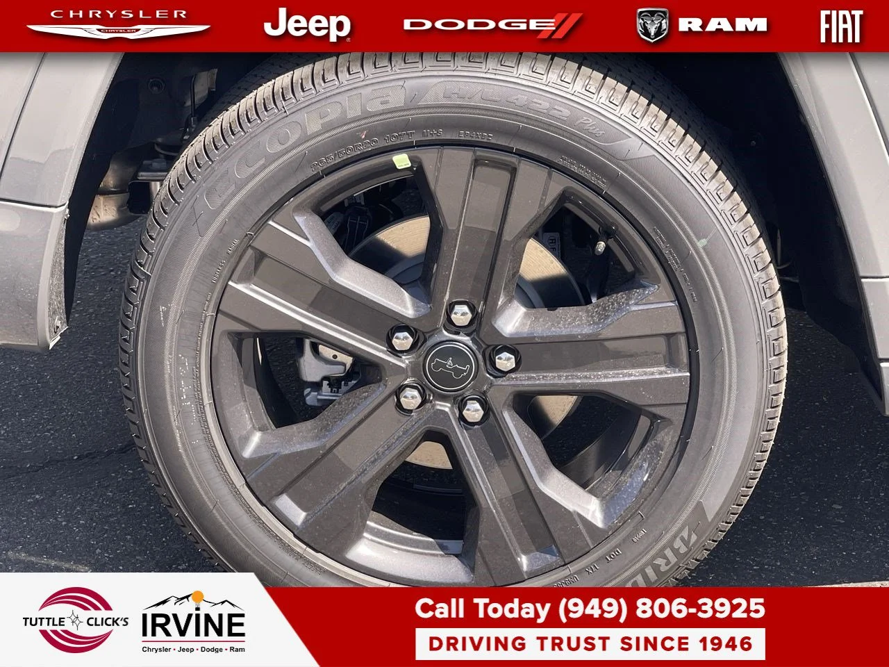 New 2027 Sting-Gray Clear-Coat Paint Jeep Limited Reserve image 17