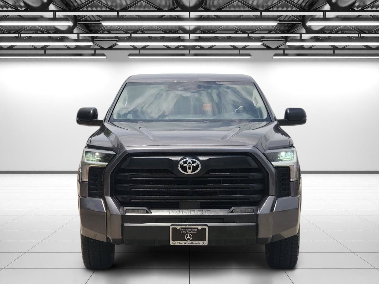 Used 2022 Magnetic Gray Metallic Toyota SR5 image 4