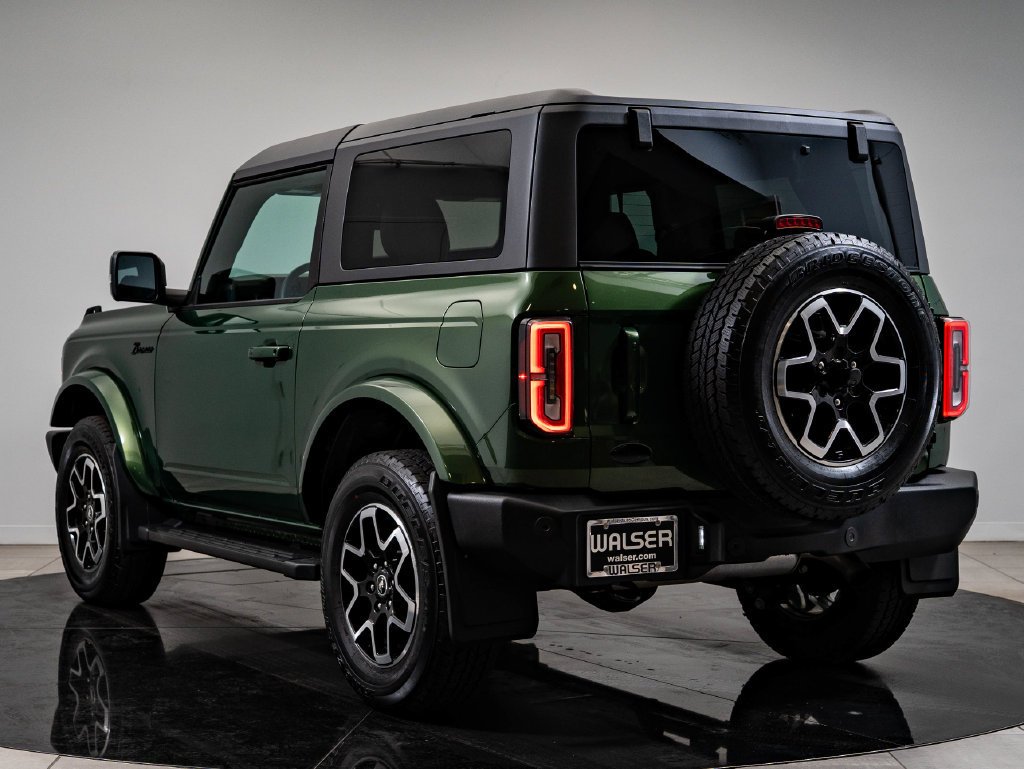 Used 2023 Eruption Green Metallic Ford Outer Banks image 6