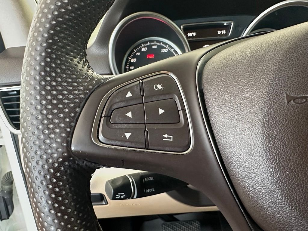 Used 2018 White Mercedes-Benz GLE 350 image 19