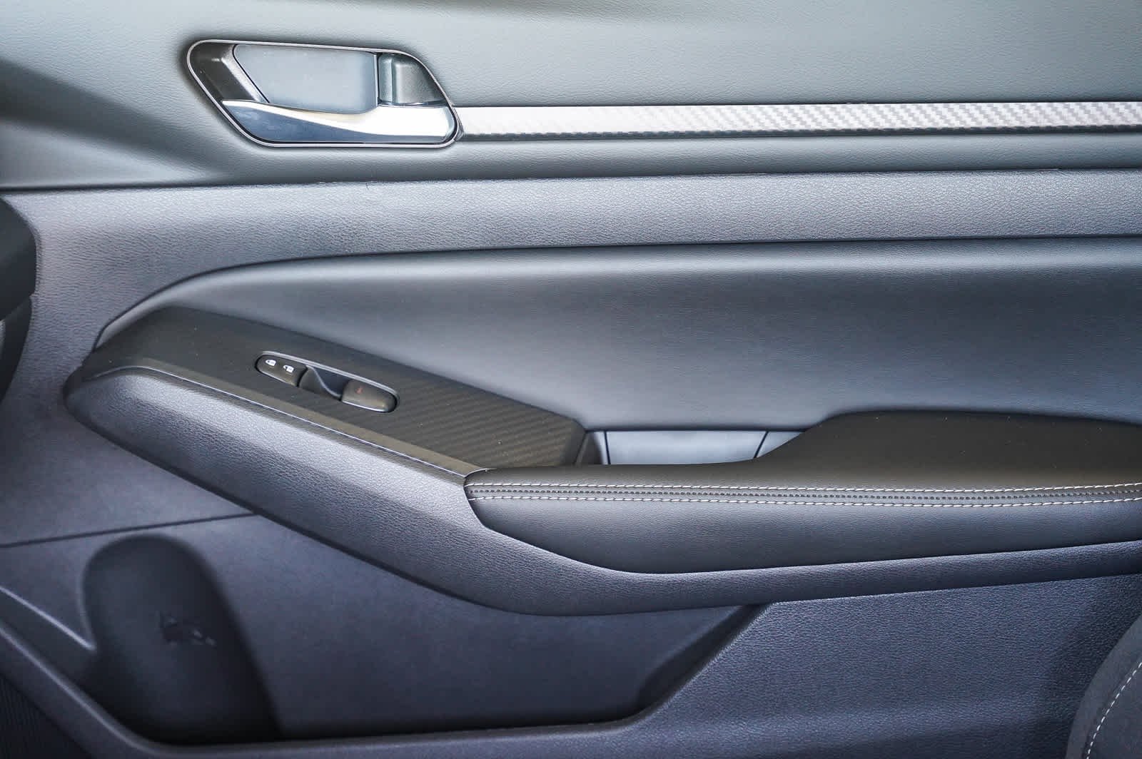 2025 Nissan Altima SV - Photo 20