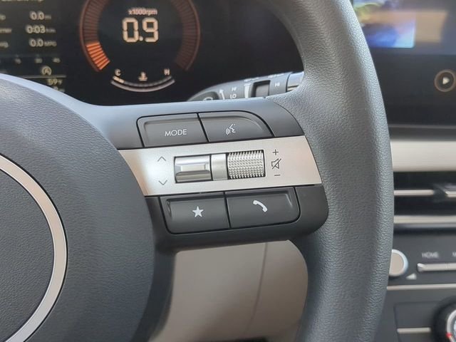 New 2025 Black Hyundai SE FWD image 51