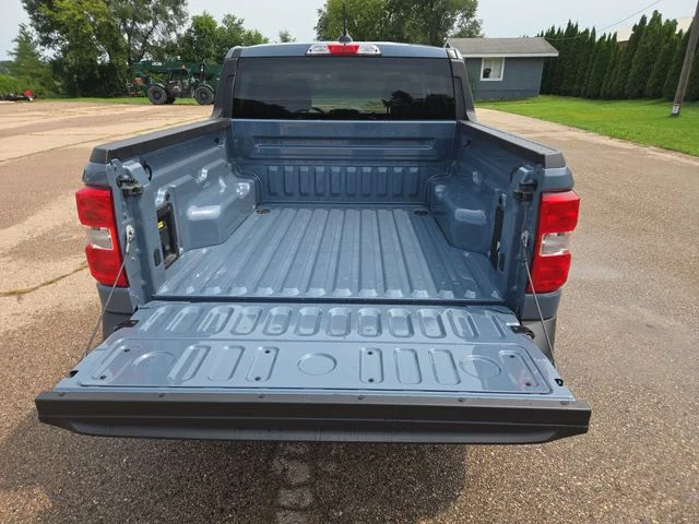 New 2026 Azure Gray Metallic Tri-Coat Ford XLT image 17