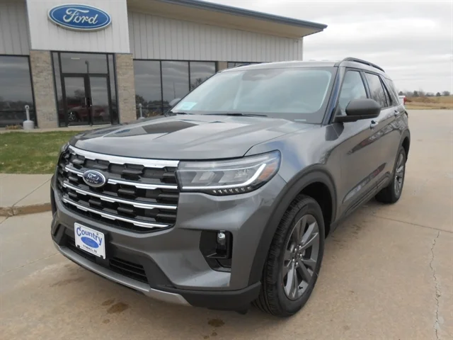 2026 Ford Explorer Active 4WD's photo