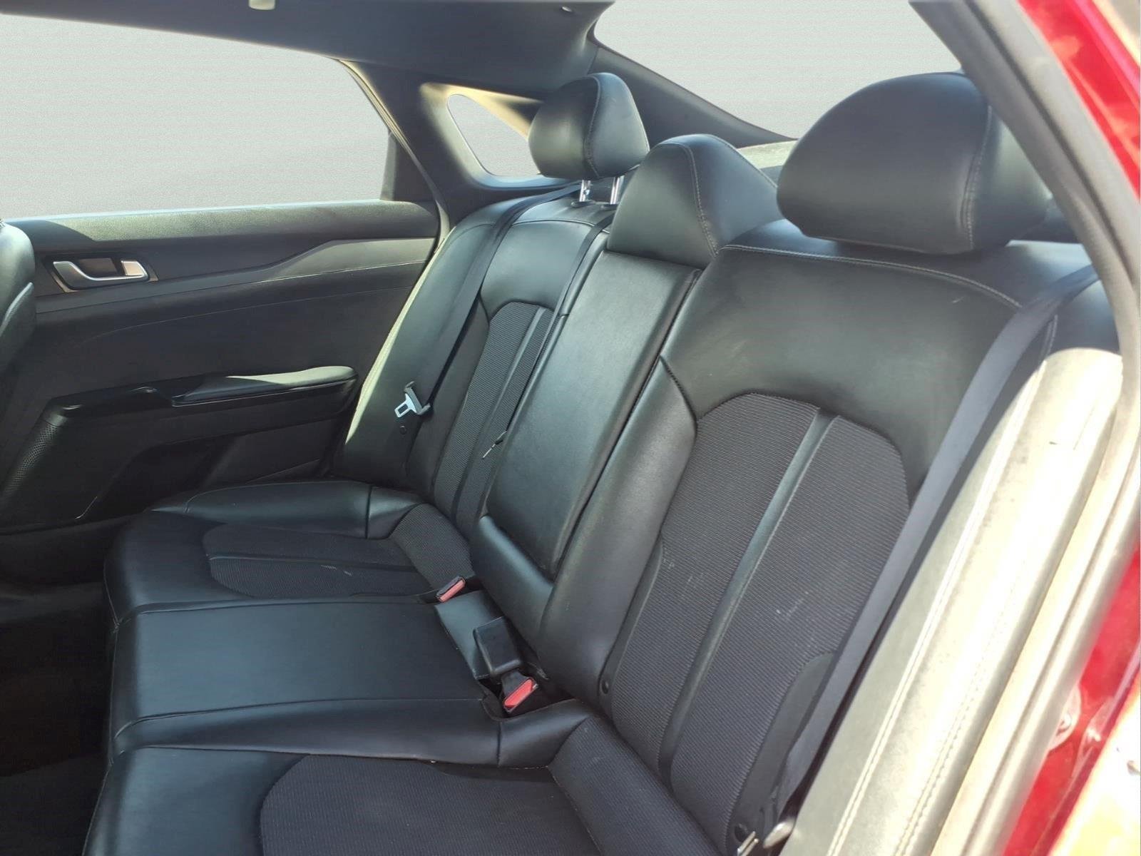 Used 2022 Passion Red Tintcoat Kia GT-Line image 12