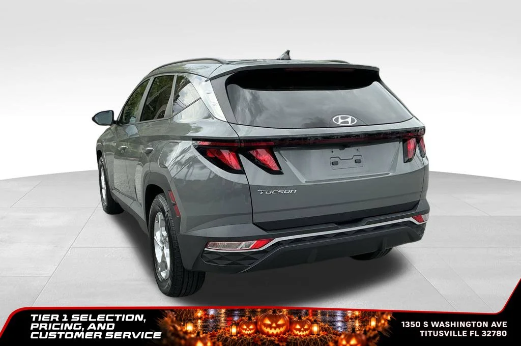 Used 2024 Gray Hyundai SEL image 5