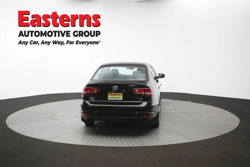 Used 2017 Black Volkswagen 1.4T S image 38