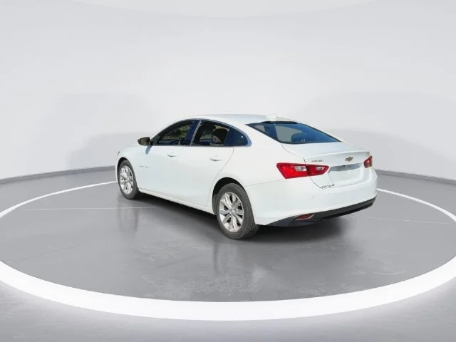 Used 2024 White Chevrolet LT image 5