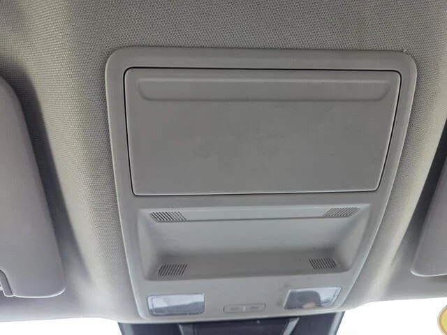 Used 2024 Oxford White Ford XLT image 22