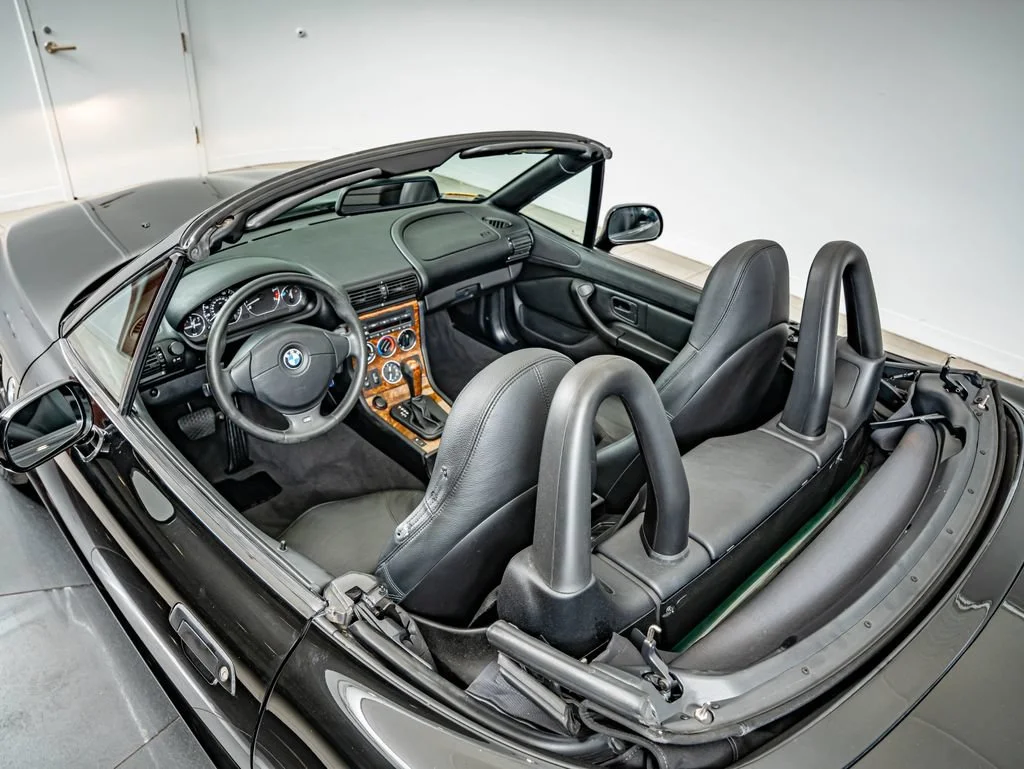 Used 2001 Jet Black BMW 2.5i image 22