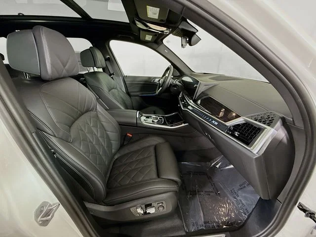 Used 2026 White BMW xDrive50e image 30