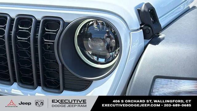 New 2026 Bright White Clear-Coat Exterior Paint Jeep Sport S image 7