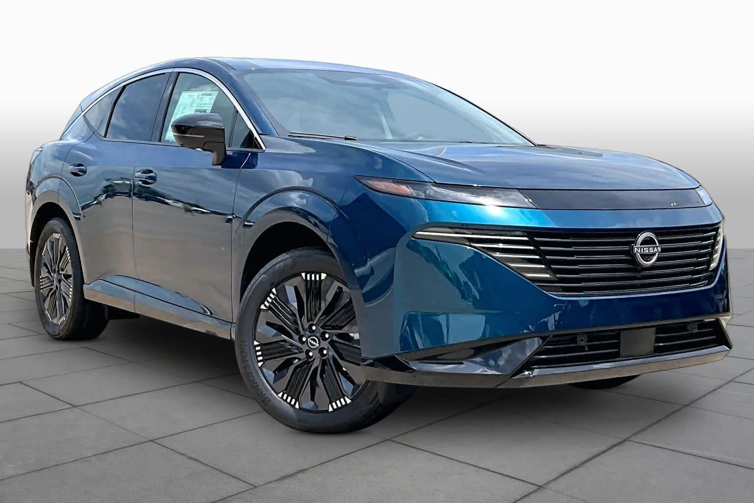 New 2026 Aurora Blue Pearl Metallic Nissan Platinum image 2