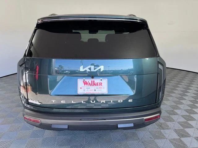 New 2027 Black Kia EX image 6