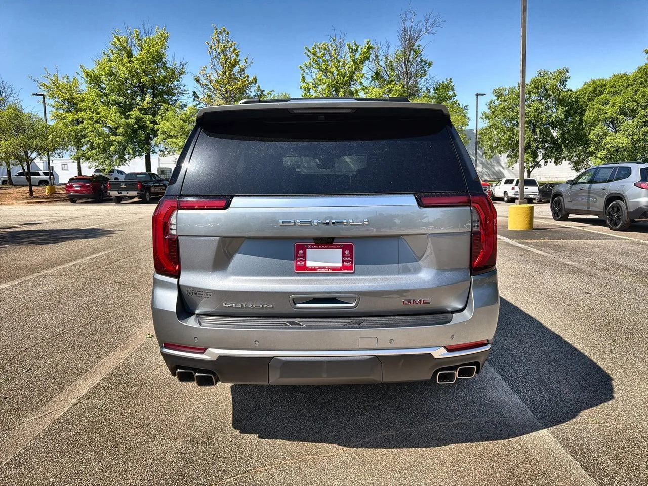2026 GMC Yukon Denali - Photo 7