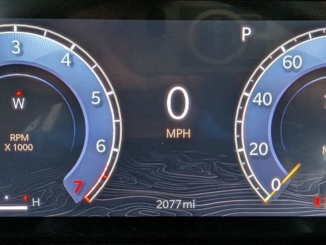 Used 2025 Silver Jeep Laredo X image 27