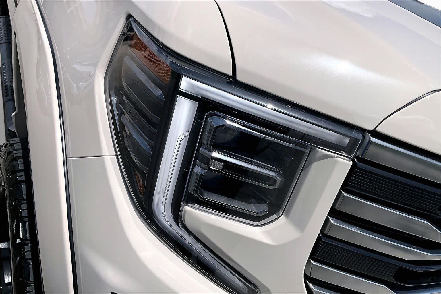 2026 GMC Sierra 1500 AT4 - Photo 21