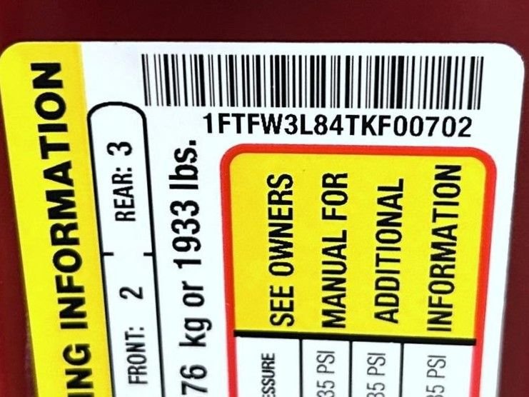 New 2026 Ruby Red Metallic Tinted Clearcoat Ford XLT image 26