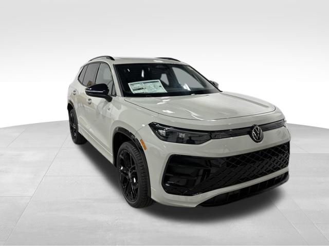 New 2026 Silver Volkswagen 2.0T SE R-Line Black image 6