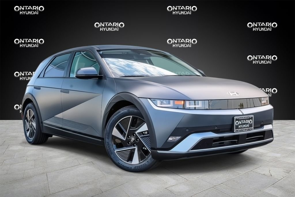 New 2026 Gray Hyundai SEL image 1
