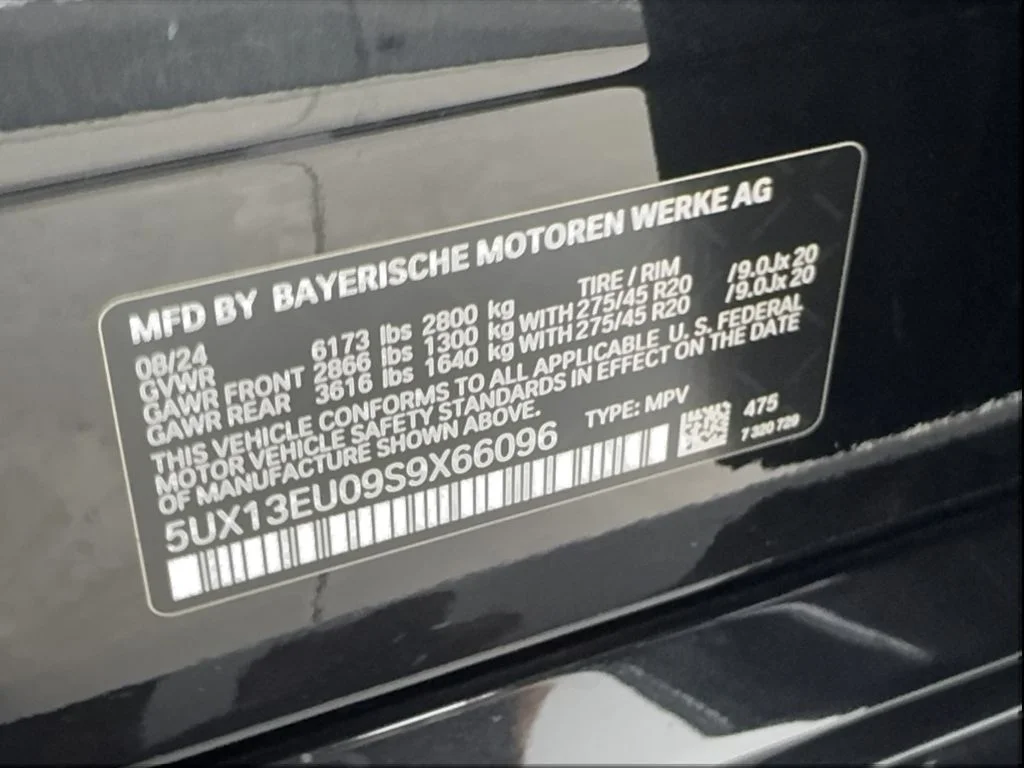 Used 2025 Black BMW sDrive40i image 52