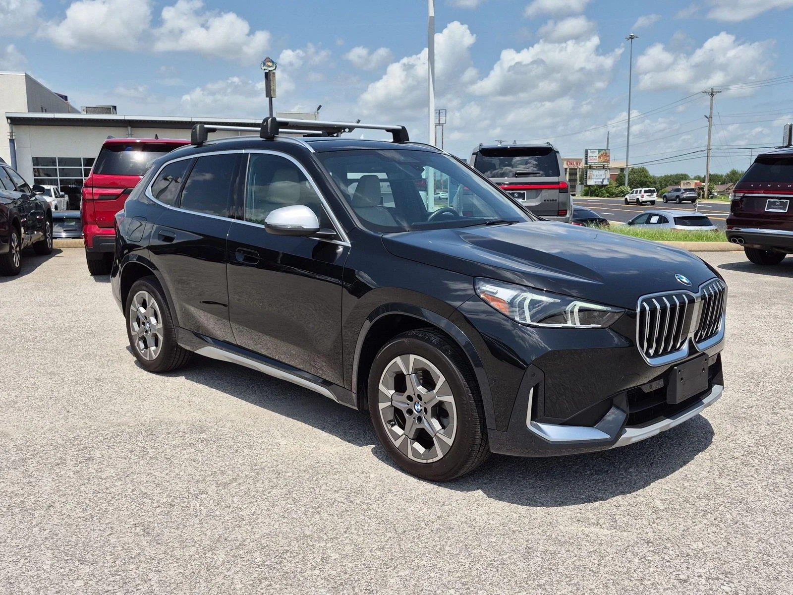 Used 2024 Black Sapphire Metallic BMW xDrive28i image 7