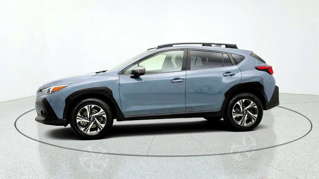 Used 2024 Offshore Blue Metallic Subaru Premium AWD image 8