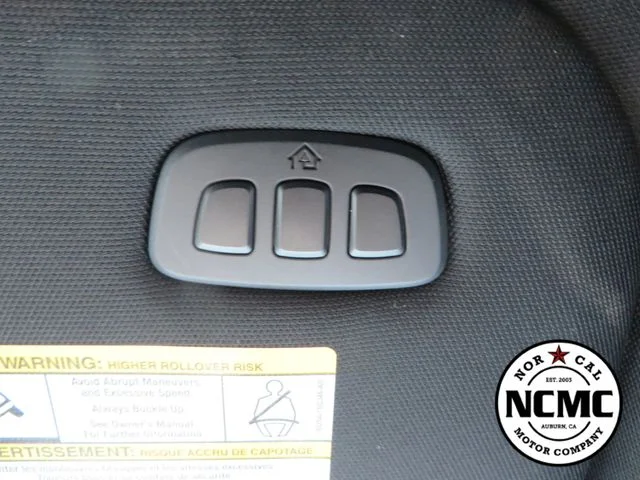 Used 2022 Gray Ford Platinum image 30