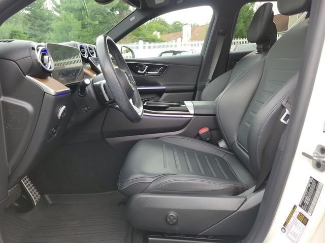Used 2023 White Mercedes-Benz GLC 300 image 19