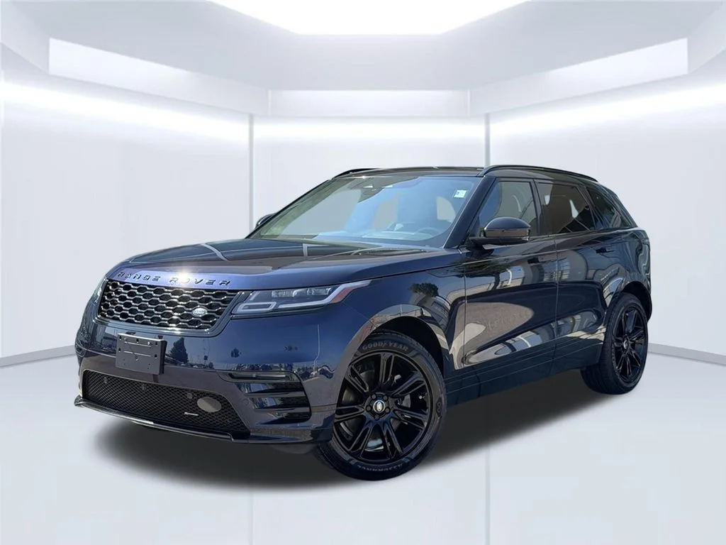 Used 2023 Blue Land Rover R-Dynamic S image 1