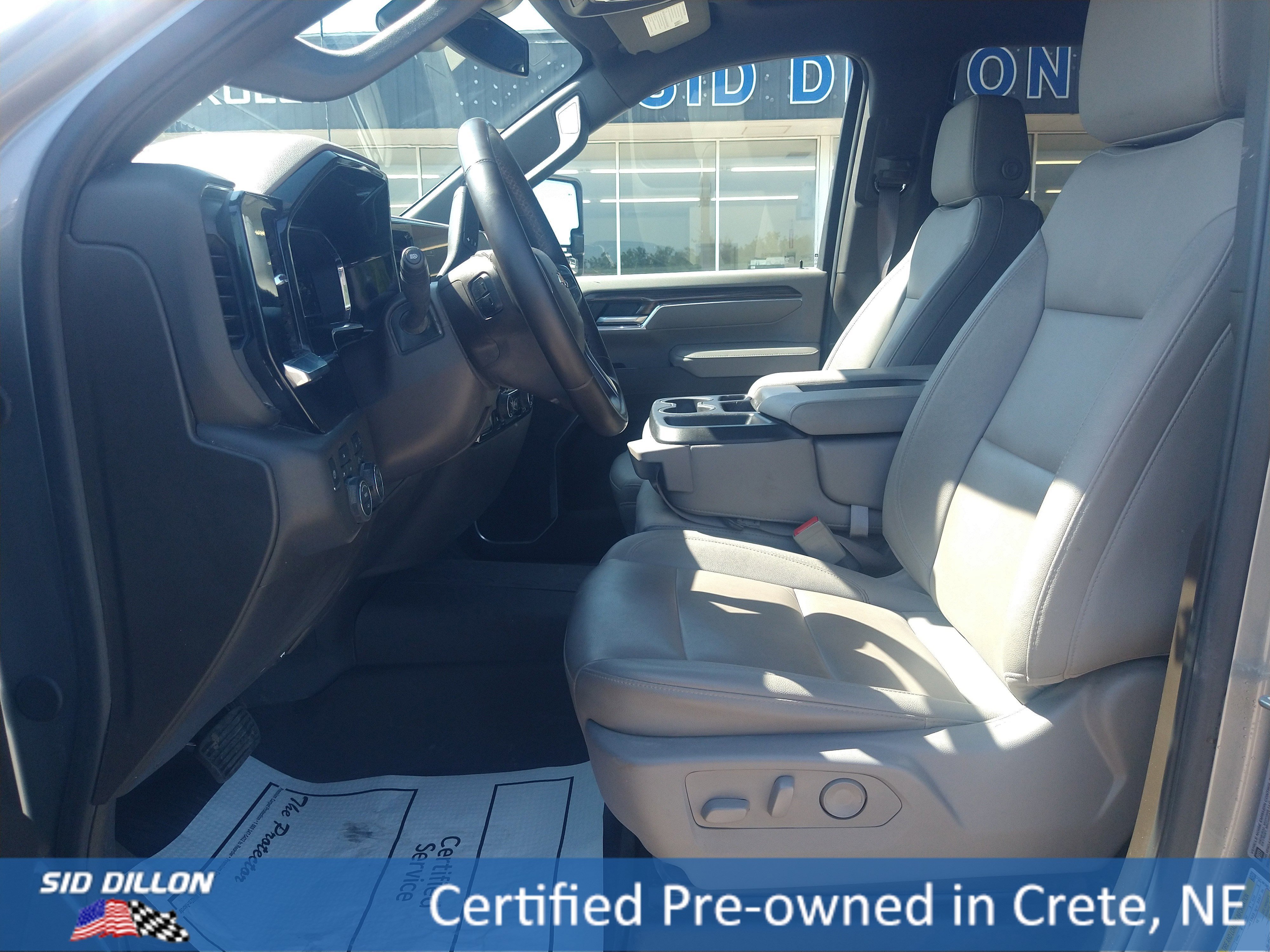 Used 2025 Sterling Gray Metallic Chevrolet LT image 3