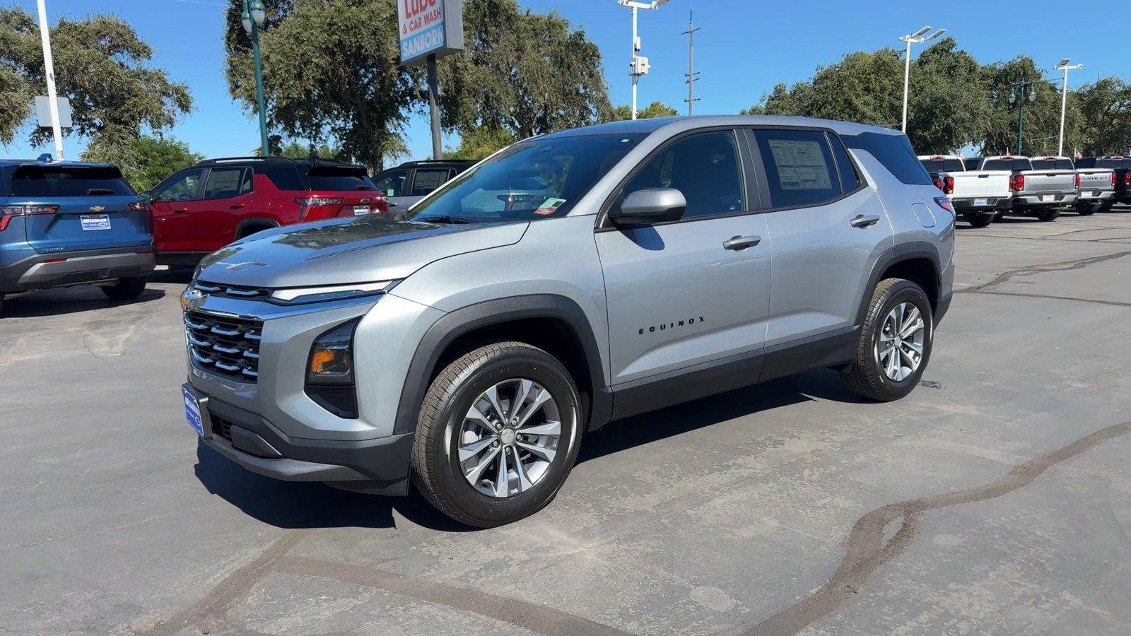 2027 Chevrolet Equinox LT - Photo 7