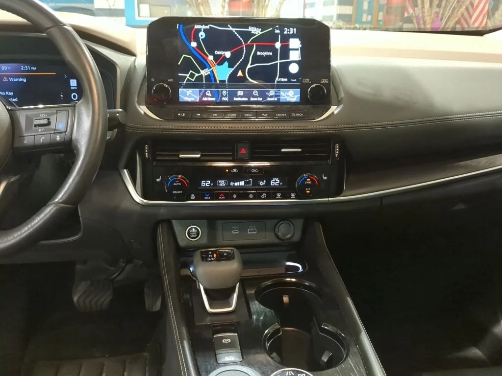 2022 Nissan Rogue Platinum - Photo 12