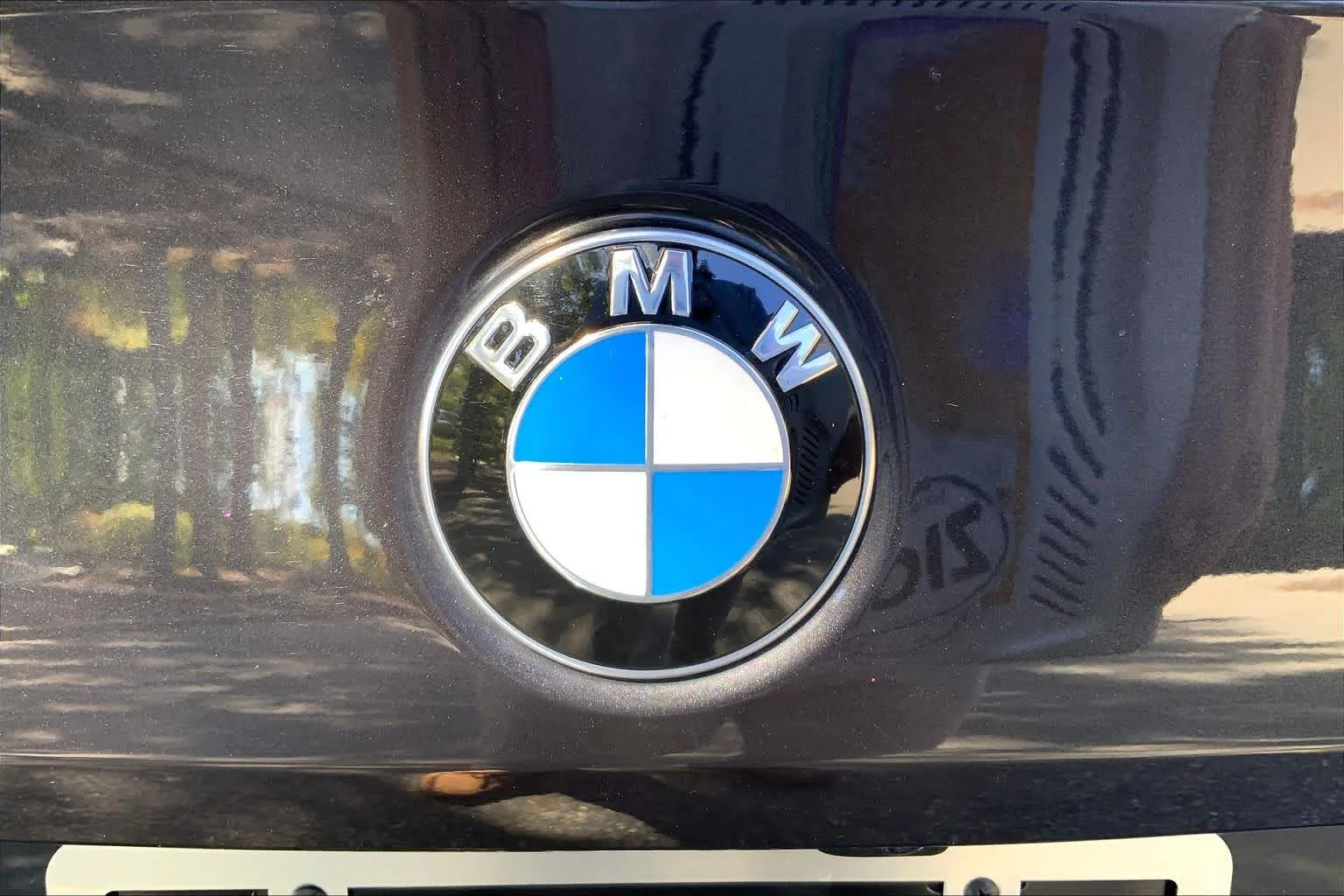 Certified Used 2024 Dark Graphite Metallic BMW 540i xDrive image 30