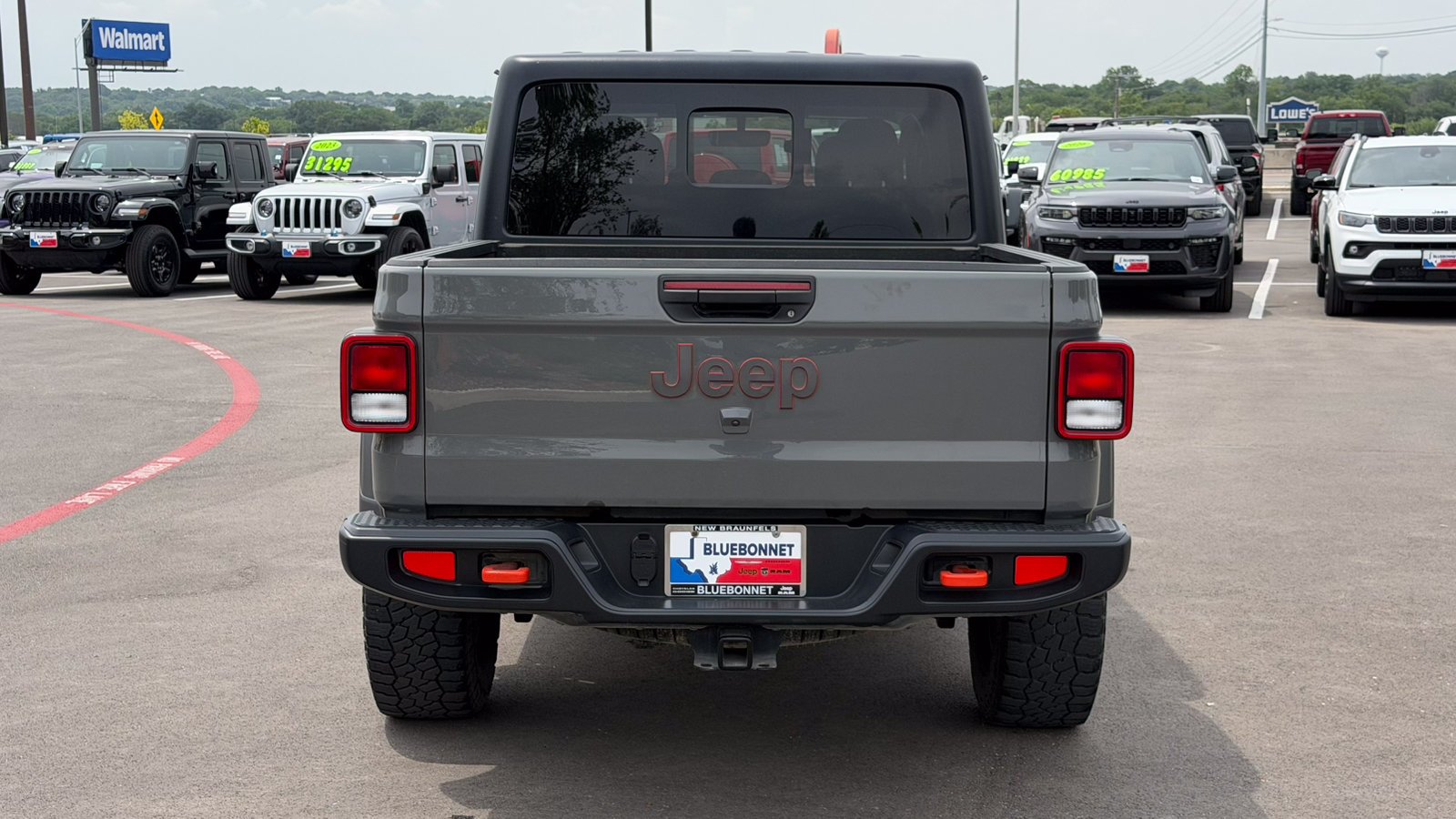 Used 2022 Sting-Gray Clearcoat Jeep Mojave image 6
