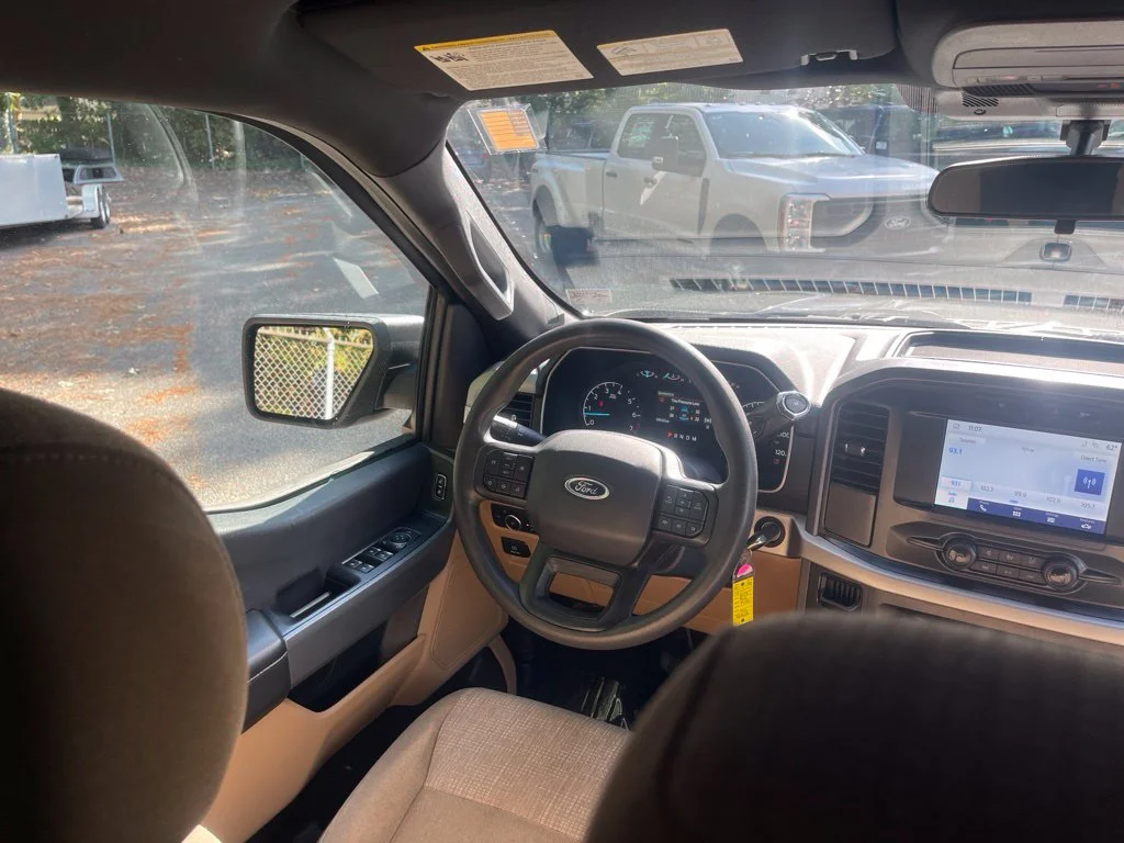 Used 2023 Black Ford XLT image 8
