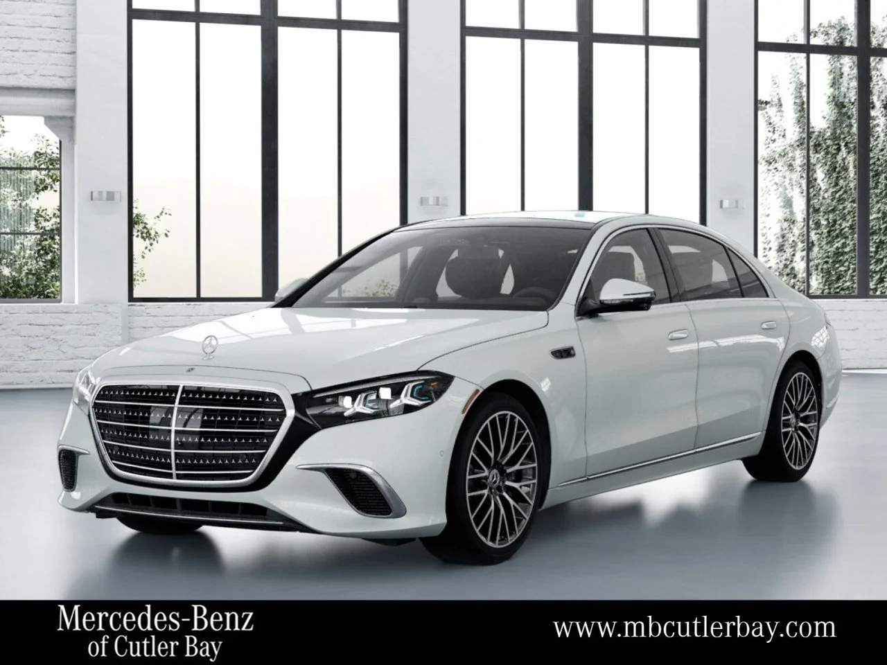 New 2027 MANUFAKTUR Moonlight White Metallic Mercedes-Benz S 500 image 1