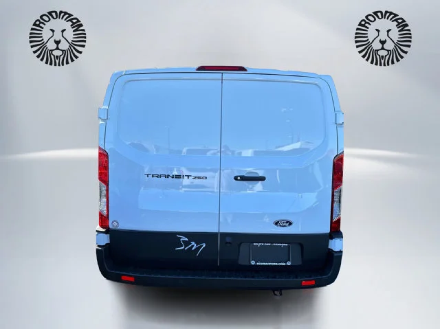 New 2026 Oxford White Ford Cargo Van image 7
