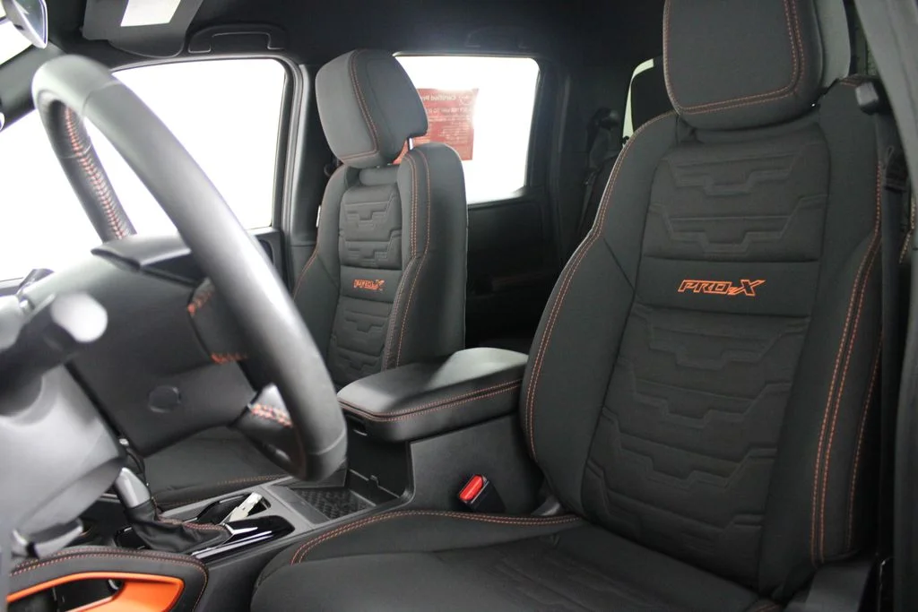 2025 Nissan Frontier PRO-X - Photo 18