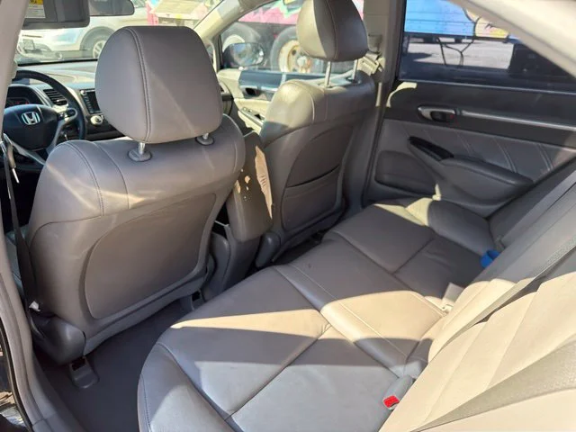 Used 2009 Black Honda EX-L image 18