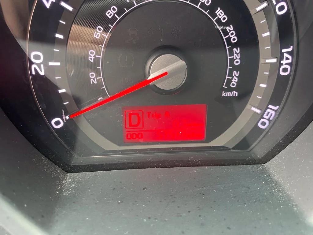 Used 2015 Silver Kia LX image 23