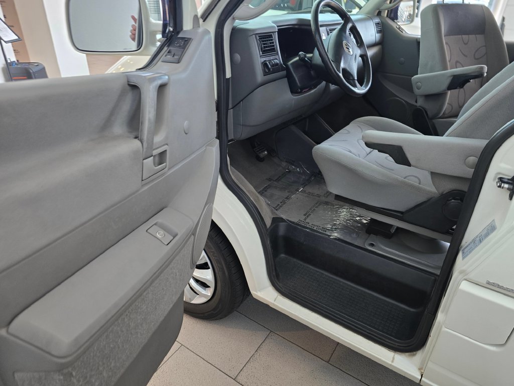 Used 2001  Volkswagen GLS image 20