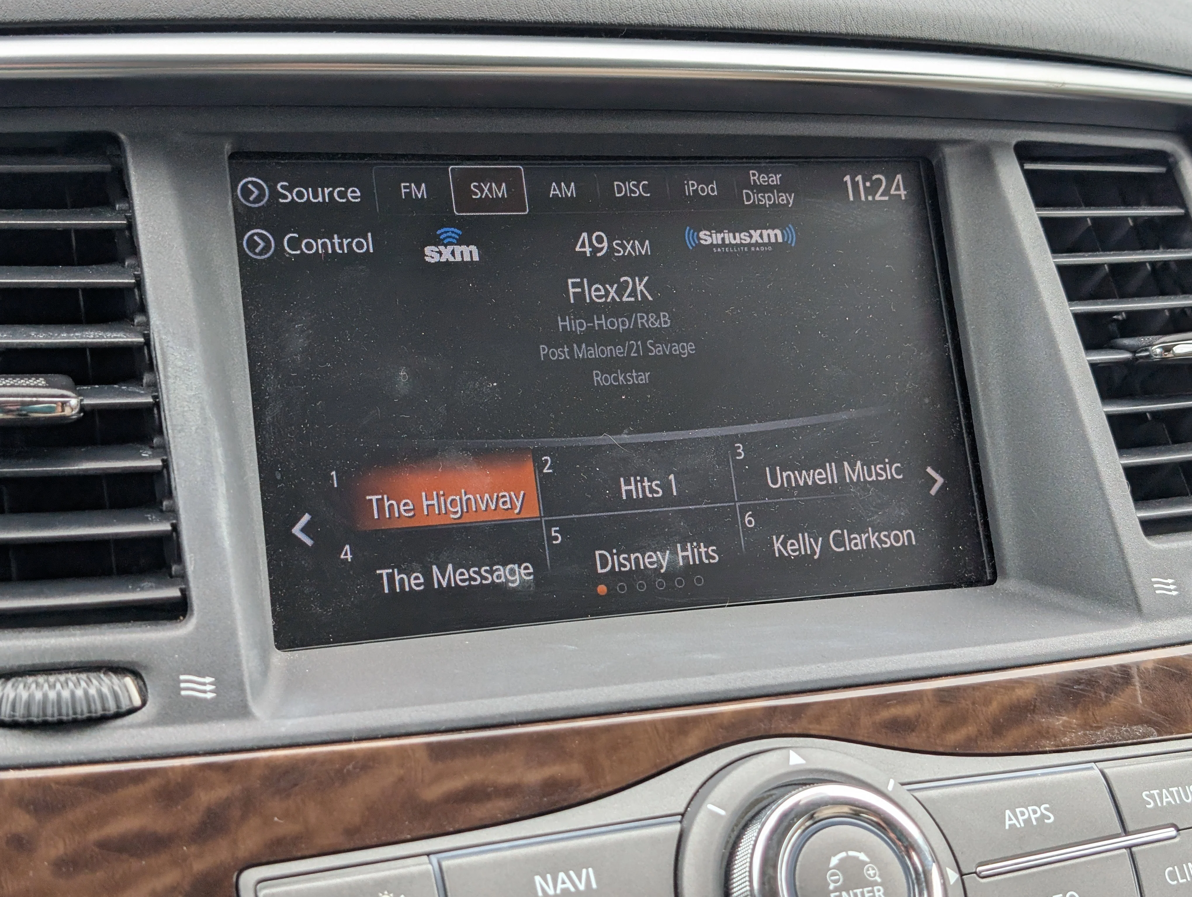 Used 2018 Gun Metallic Nissan Platinum image 25
