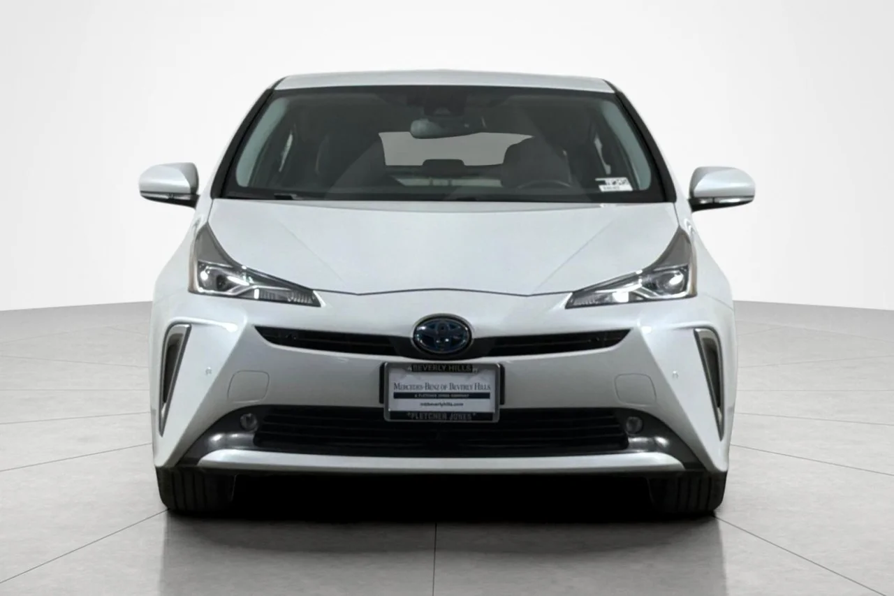 Used 2022 Wind Chill Pearl Toyota L Eco image 8