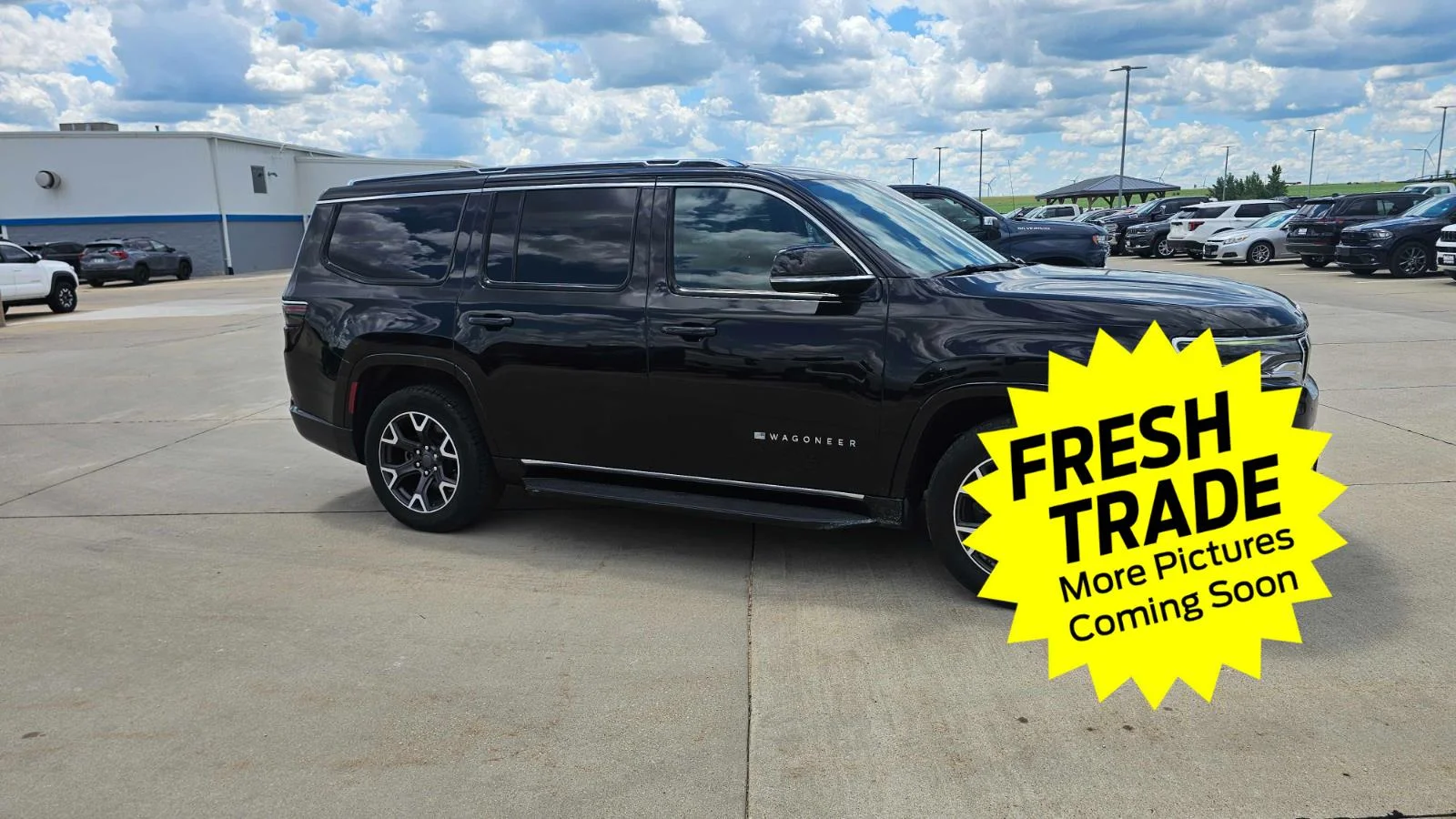 Used 2024 Diamond Black Crystal Pearlcoat Jeep Series III image 6