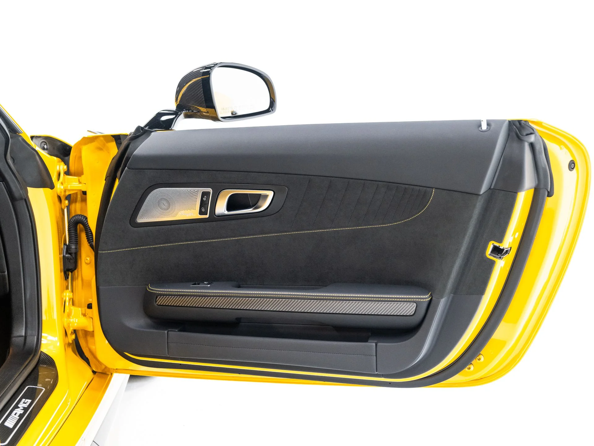 Used 2020 AMG Solarbeam Yellow Metallic Mercedes-Benz R image 40