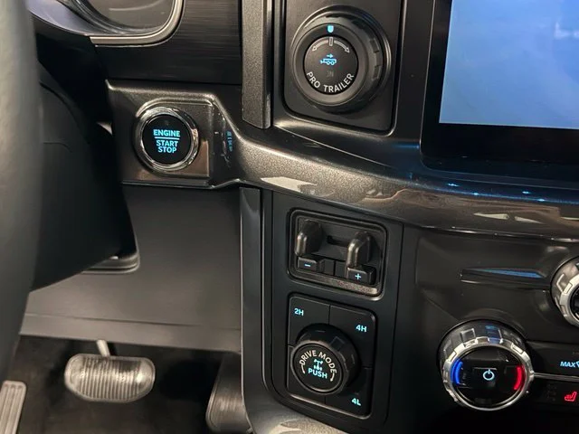 Used 2022 Blue Ford XLT image 15