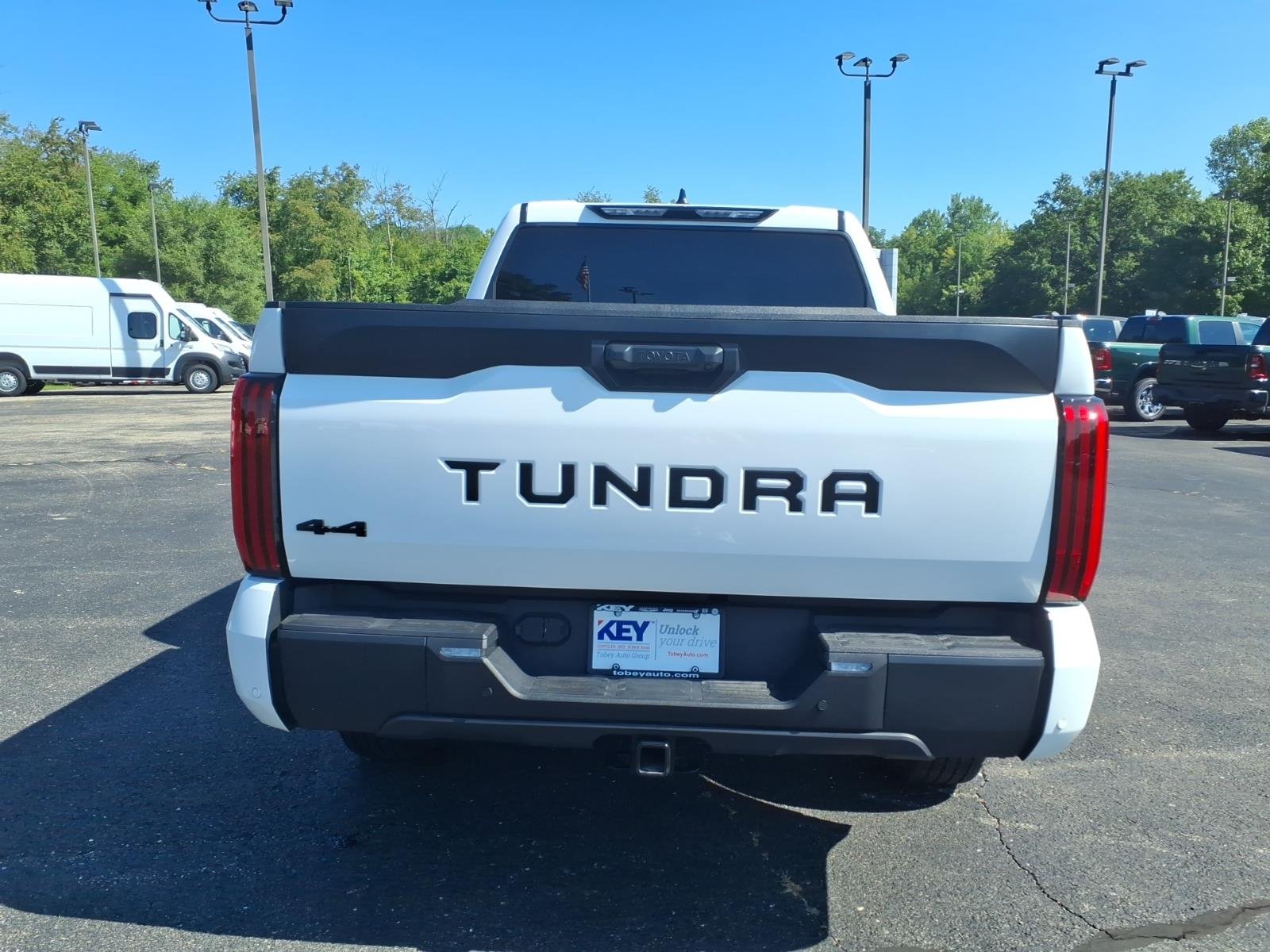 Used 2024 Ice Cap Toyota SR5 image 6
