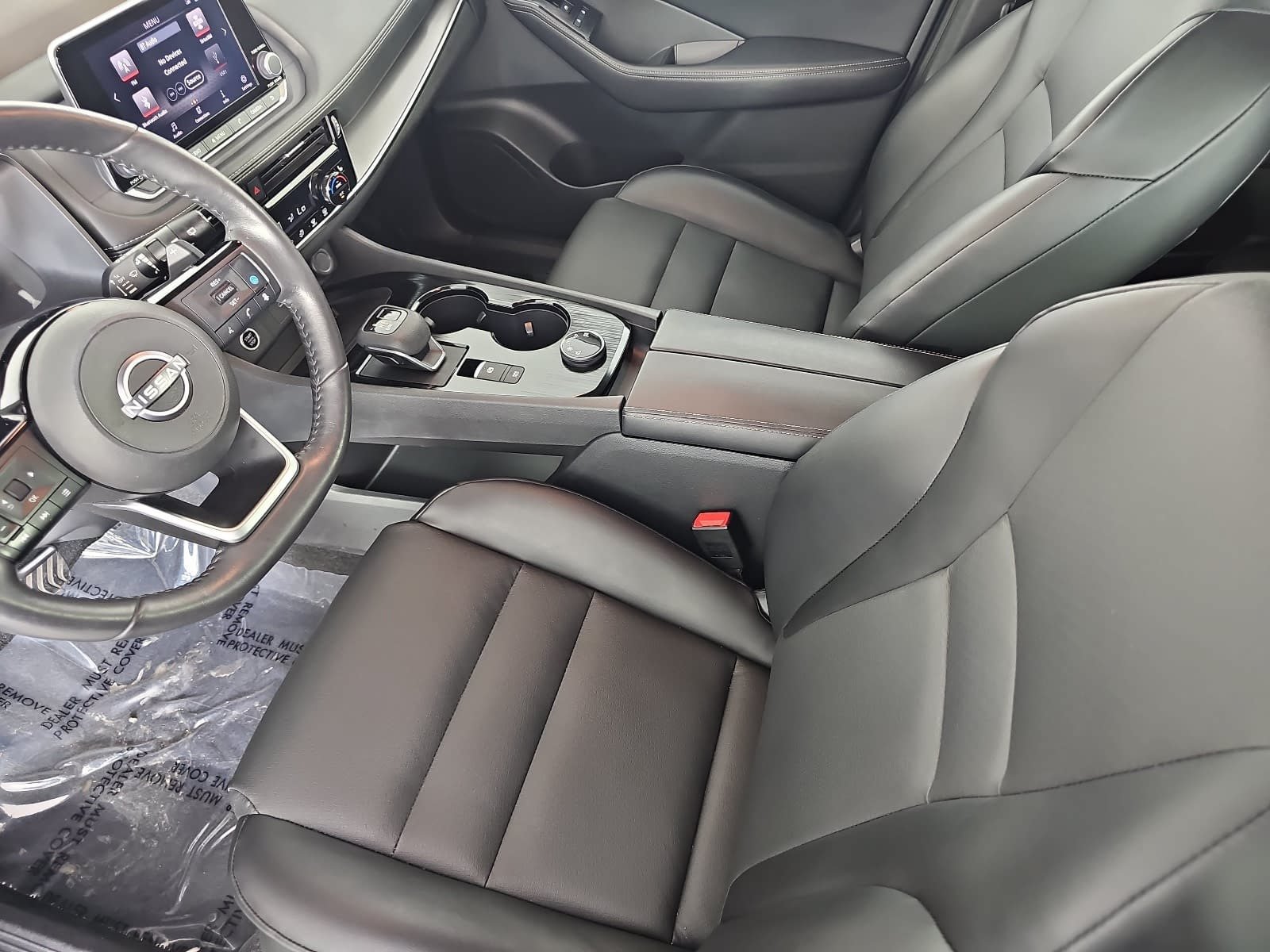 Used 2022 Gray Nissan SV image 16